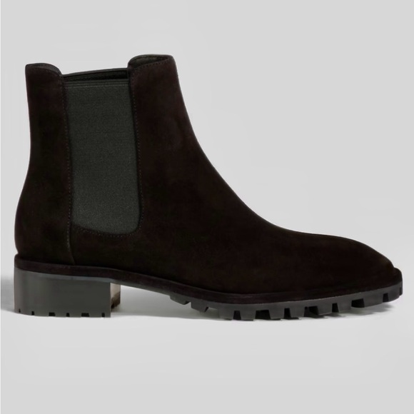 NEW QUINCE CHELSEA SUEDE PULL ON BOOTS WOMENS SIZE 9 BLACK 1.5 INCH HEEL - Picture 3 of 8